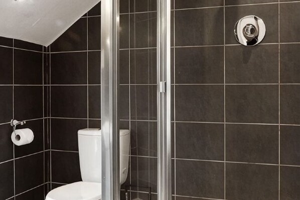 Bathroom - Lincoln House Hotel (Riverside)