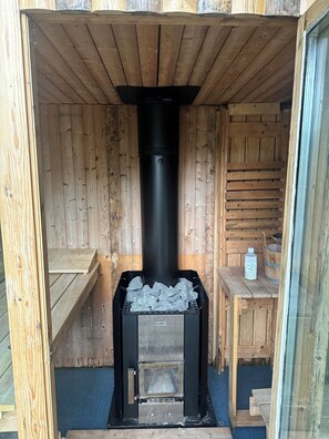 Sauna - A characterful Cotswold Mill (Blockley)