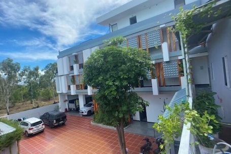 Exterior. Ngoc Hoa Hotel - Near Vinwonder Nam Hoi An
