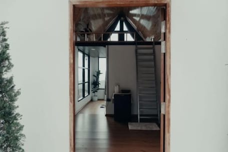 Interior. Sinsup Villa Doichang1