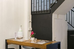 Restaurant - 7-Room Exec House, Rumahku Express, Georgetown (George Town)