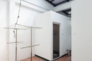 Room - 7-Room Exec House, Rumahku Express, Georgetown (George Town)