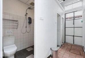 Room - 7-Room Exec House, Rumahku Express, Georgetown (George Town)