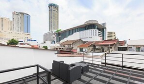 Property grounds - 7-Room Exec House, Rumahku Express, Georgetown (George Town)