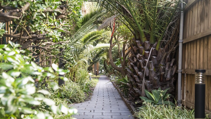 Seaside 1-bed Stay Near Cafes & Attractions