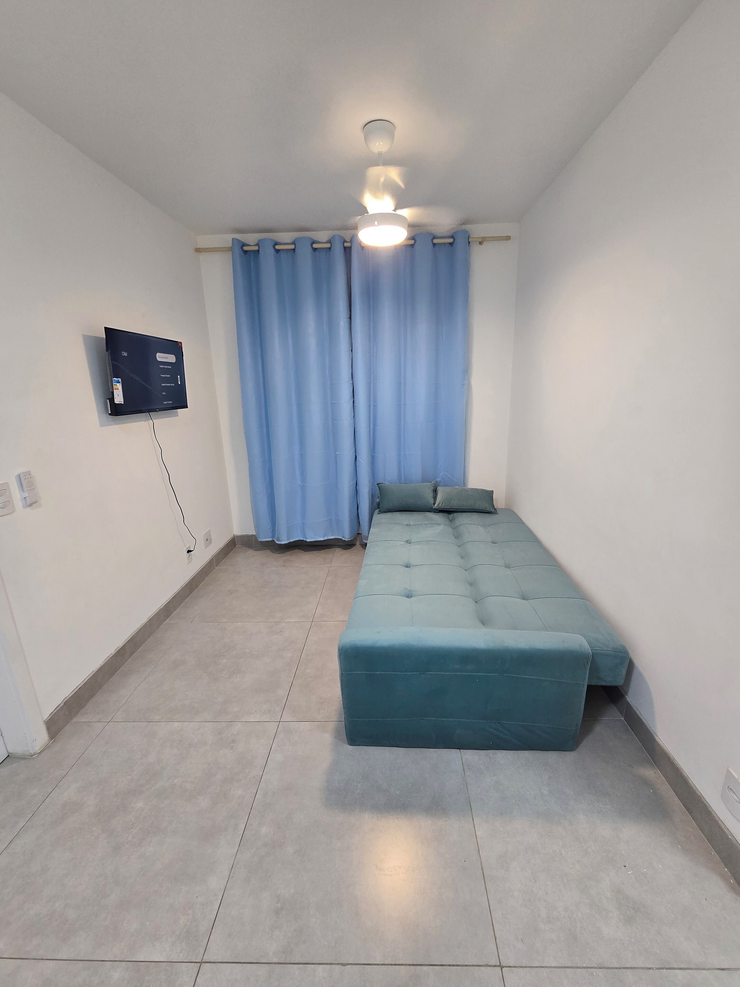 1 chambre, fer et planche à repasser, Wi-Fi gratuit, draps fournis