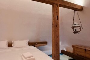 Cribs/infant beds - ECHOES OF VLĂDICU (Cluj-Napoca)