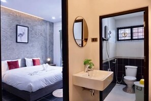 Bathroom - P'Ja House by Lorenzo Property (Hat Yai)