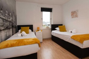 2 Schlafzimmer, Bügeleisen/Bügelbrett, WLAN, Bettwäsche