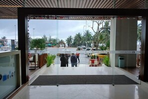 Unclassified image, 2 of 30, button - Aparthotel in A La Carte - 2 bedrooms, balcony, beachfront, rooftop pool, central (Da Nang)
