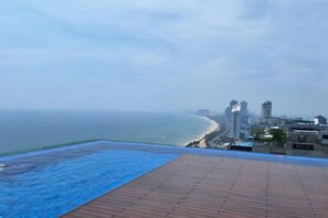 Unclassified image, 5 of 30, button - Aparthotel in A La Carte - 2 bedrooms, balcony, beachfront, rooftop pool, central (Da Nang)