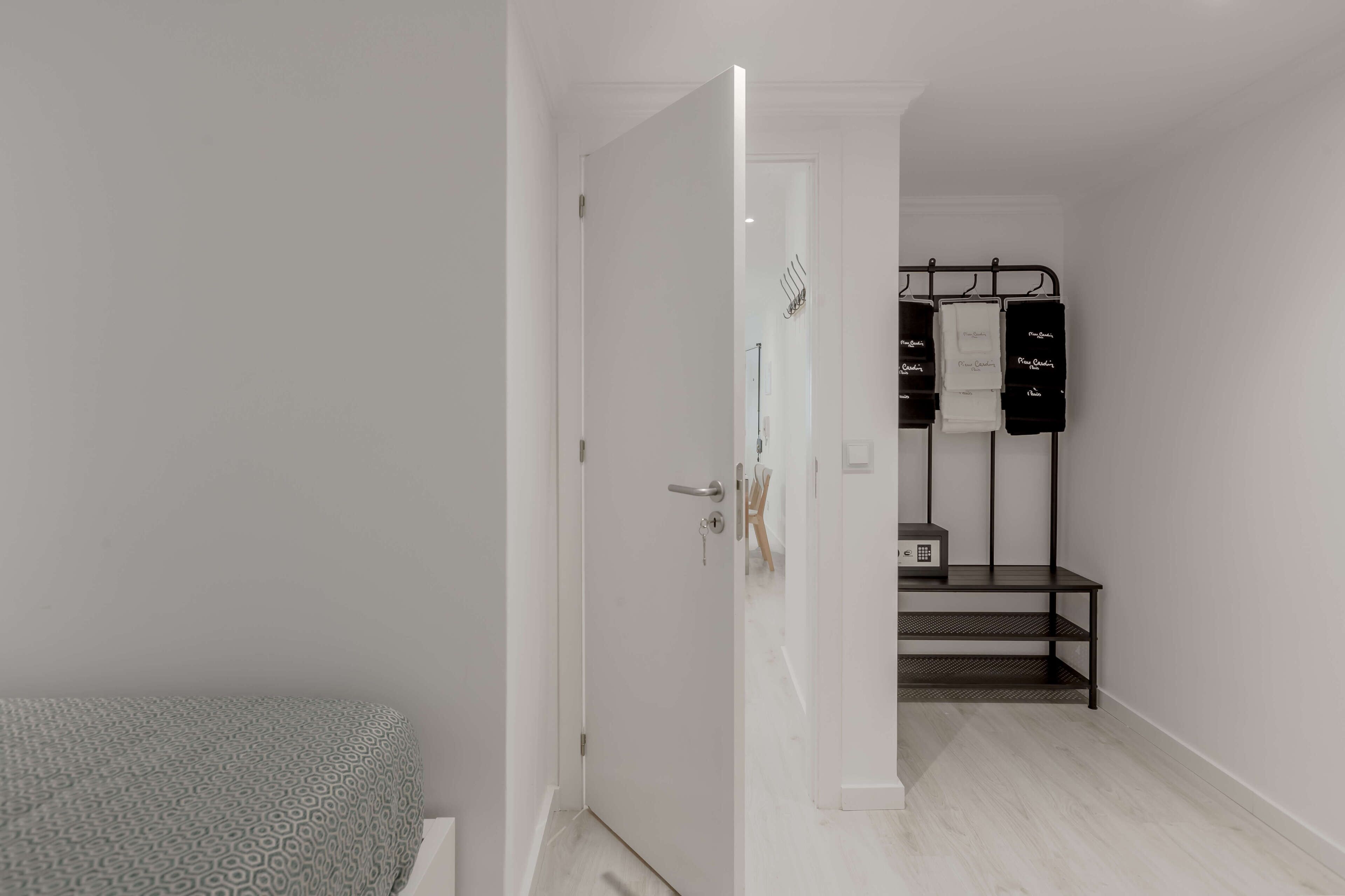 2 bedrooms, in-room safe, iron/ironing board, travel cot