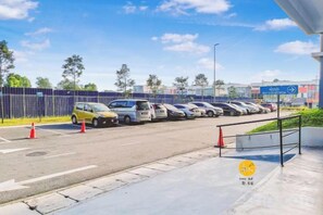 Unclassified image, 5 of 8, button - KLIA transit hub@ Kota Warisan (Sepang)