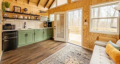 Cabin at Cub Creek Su