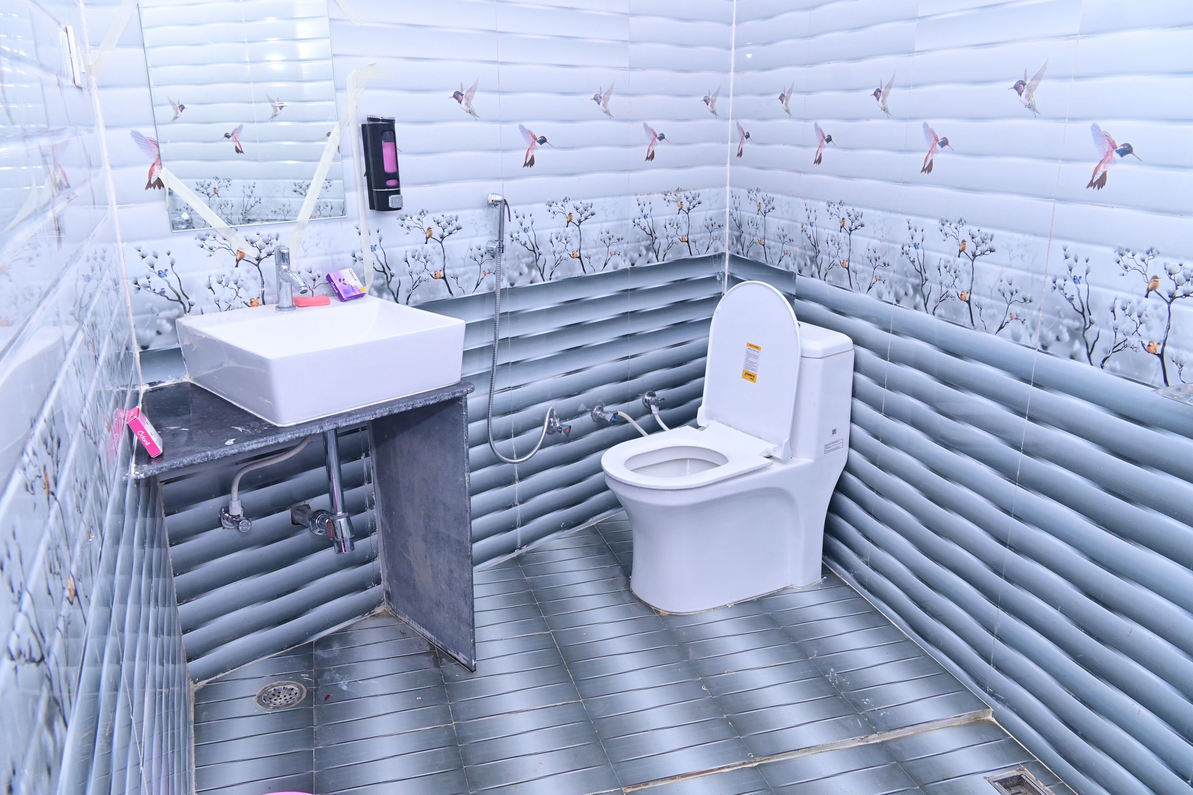 Family Quadruple Room, Balcony, Garden View | Bathroom