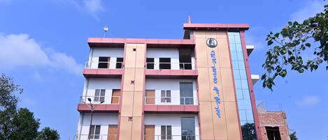 Voorkant van accommodatie