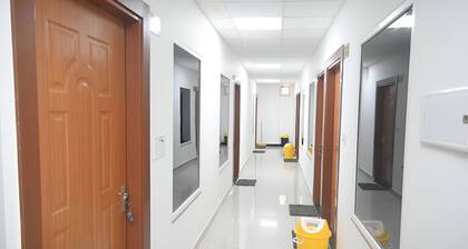 HOTEL NEELKANTH PALACE