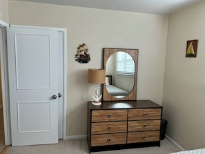 3 bedrooms, internet