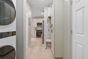 Interior - Armory Park - Downtown 2BR 1BA with full kitchen (Tucson)