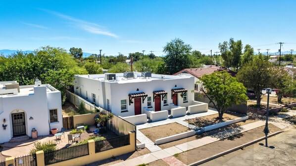 المنشأة من الخارج