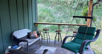 Willow Cabin- Private 2 BR Cabin