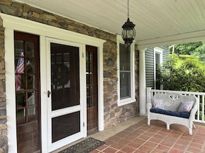 تفاصيل الفندق من الخارج