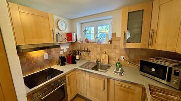 Microwave, stovetop, dishwasher