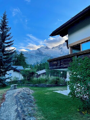 Cozy 4-room apartment Chalet Bärgheimet