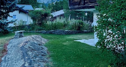 Cozy 4-room apartment Chalet Bärgheimet