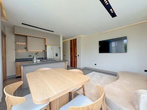 Deluxe Apartment, Garden View | Living area - Edificio Cielo Verde (Rionegro)