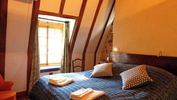 5 chambres, fer et planche Ă repasser, Wi-Fi, draps fournis