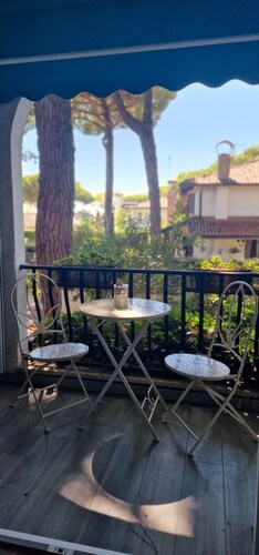 Holiday Home 'On 3 Floors with Garden' with Private Garden, Balcony & Wi-Fi