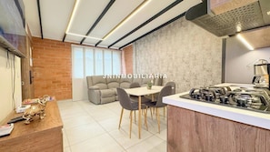 Apartemen Mewah, pemandangan kebun | Area keluarga