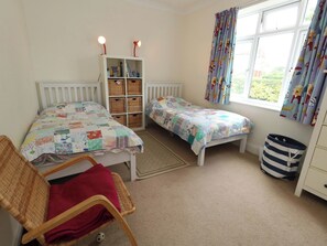 4 chambres, décoration personnalisée, ameublement personnalisé