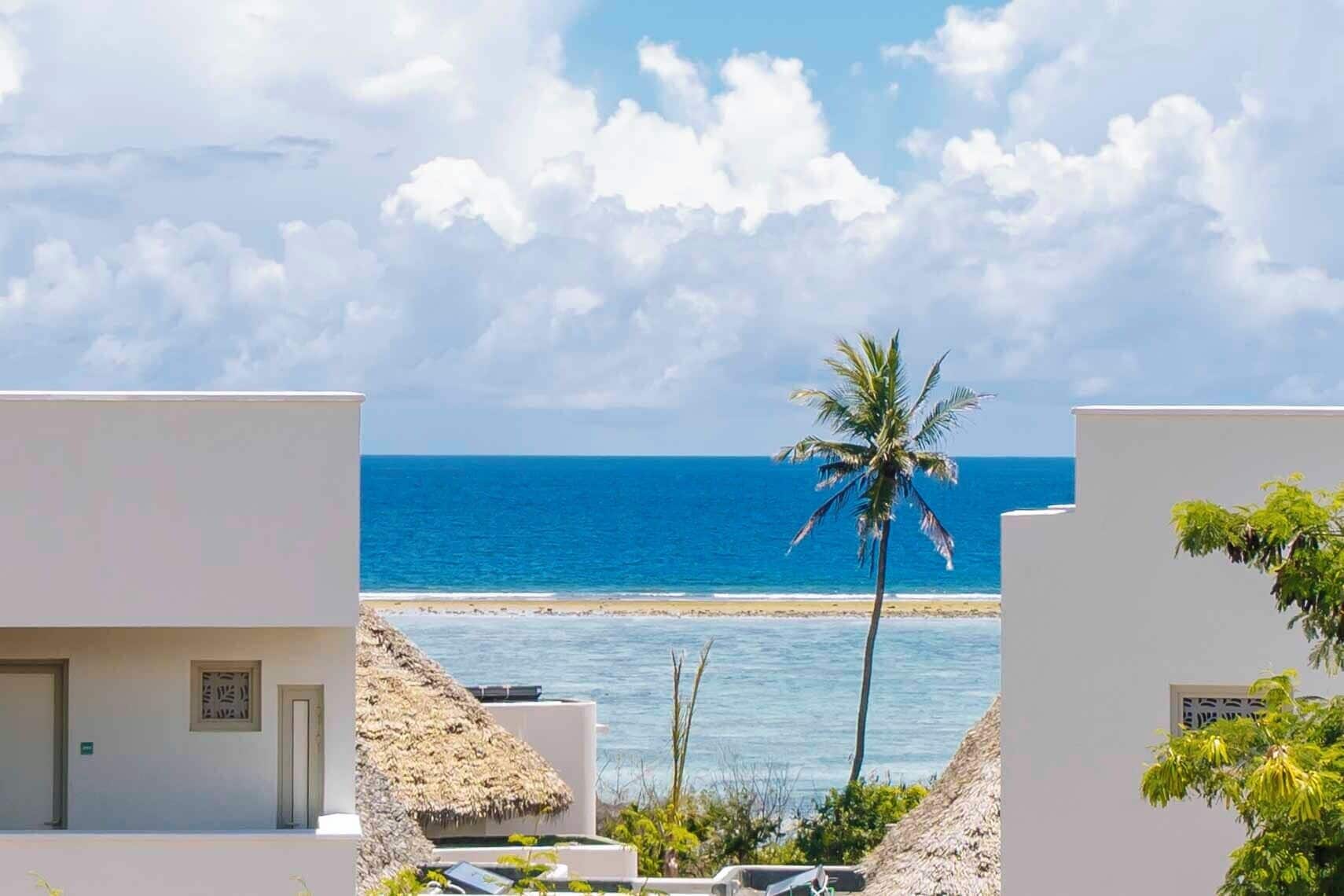 Habitació doble Deluxe, balcó, vistes parcials al mar | Balcó