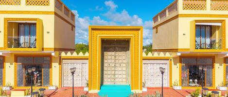 Façana frontal de l'allotjament