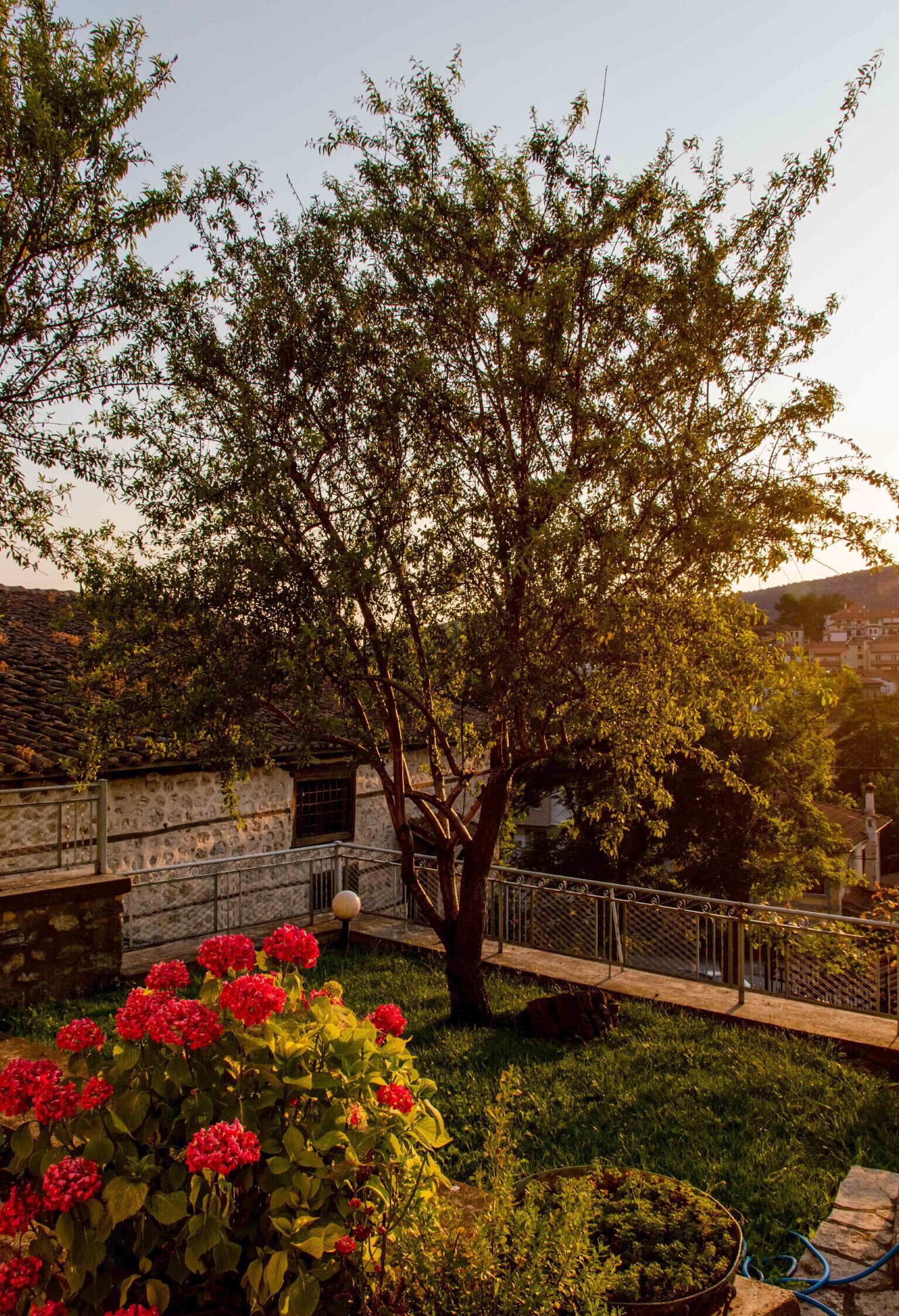 Children’s play area – outdoor