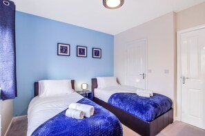 4 bedrooms, iron/ironing board, free WiFi, bed sheets