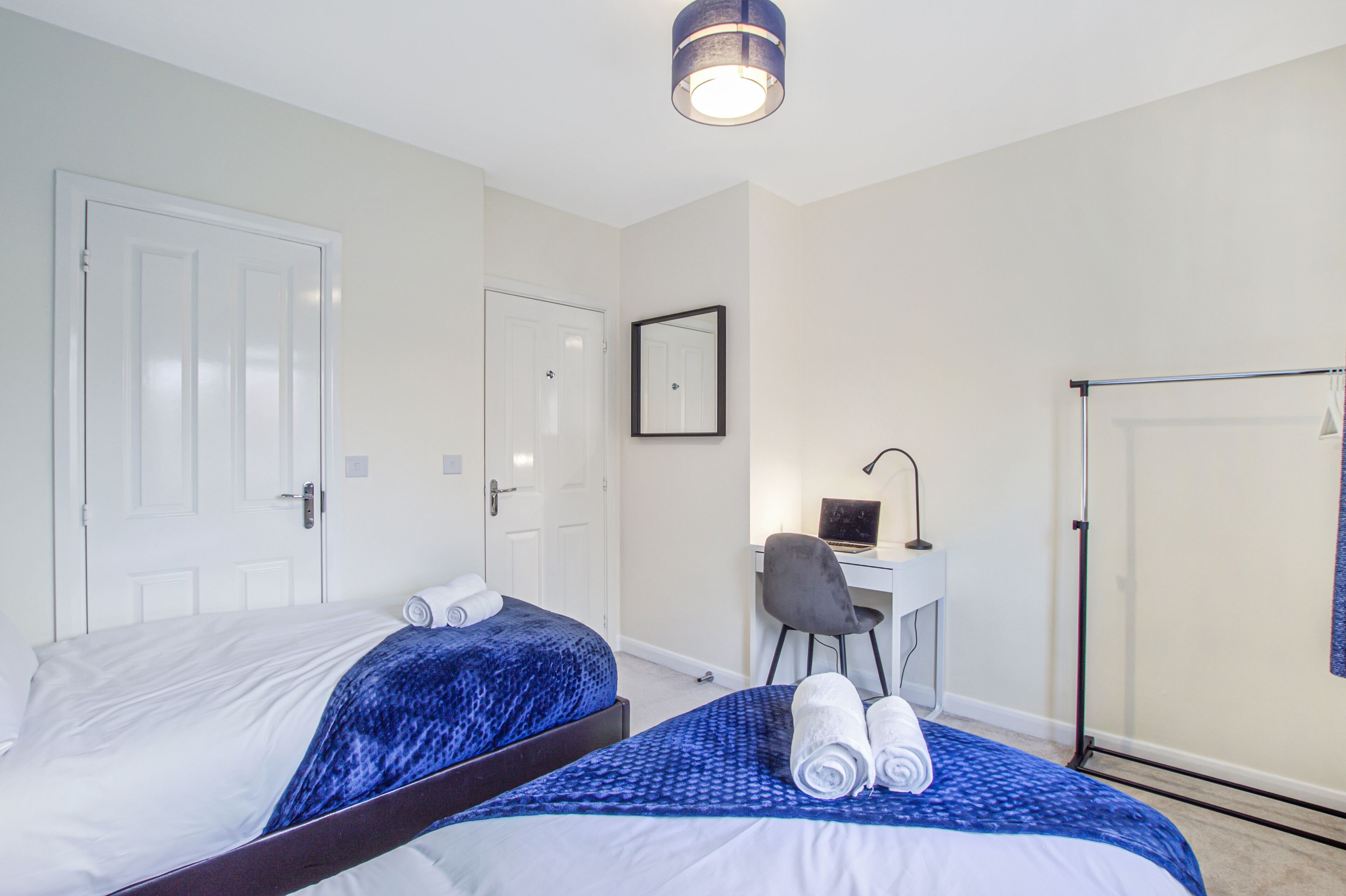 4 bedrooms, iron/ironing board, free WiFi, bed sheets