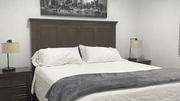 1 bedroom, iron/ironing board, internet, bed sheets