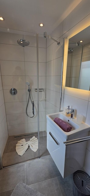 Bathroom - Klaus (Borkum)