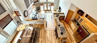 Fox Den at Emmett Lode