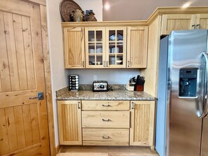Townhome, Multiple Beds, Hot Tub, Mountain View (Fox Den at Emmett Lode) | Interior
