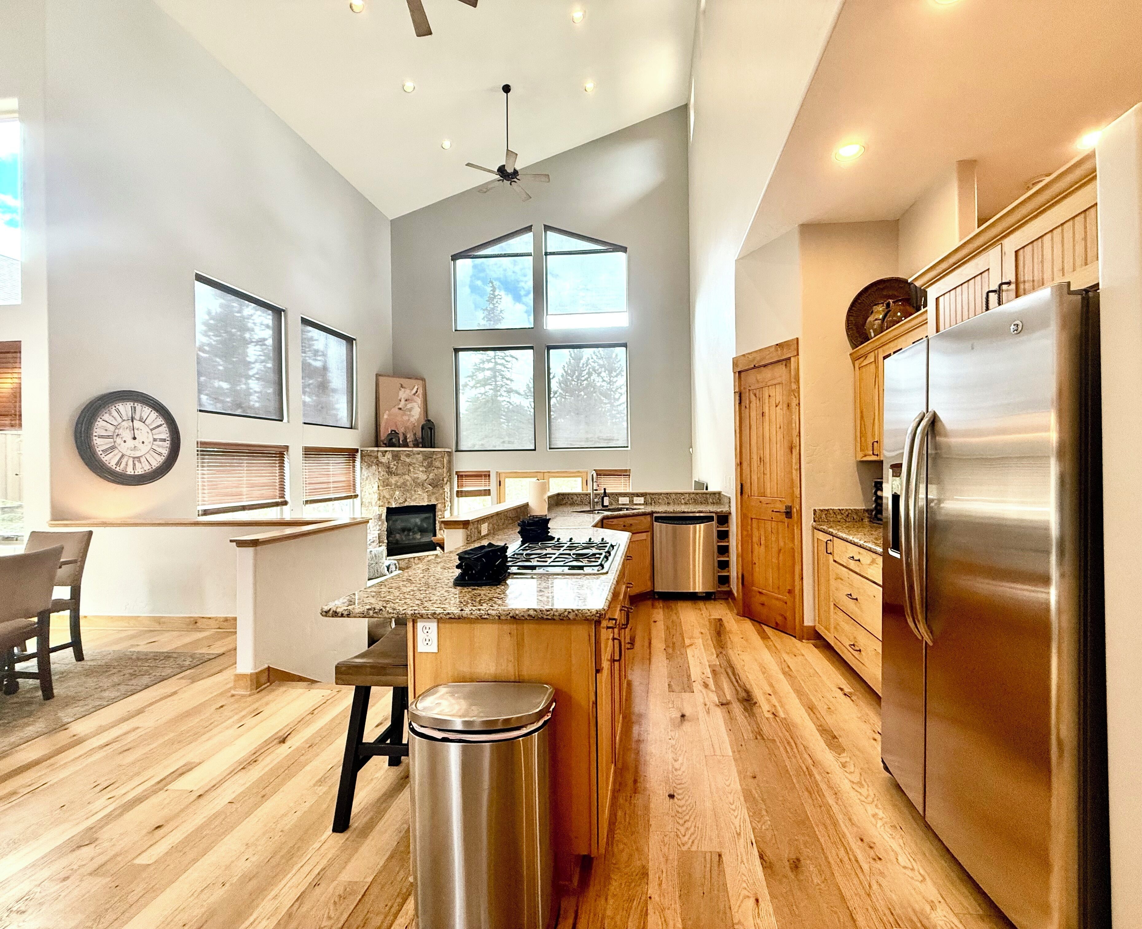 Townhome, Multiple Beds, Hot Tub, Mountain View (Fox Den at Emmett Lode) | Private kitchen