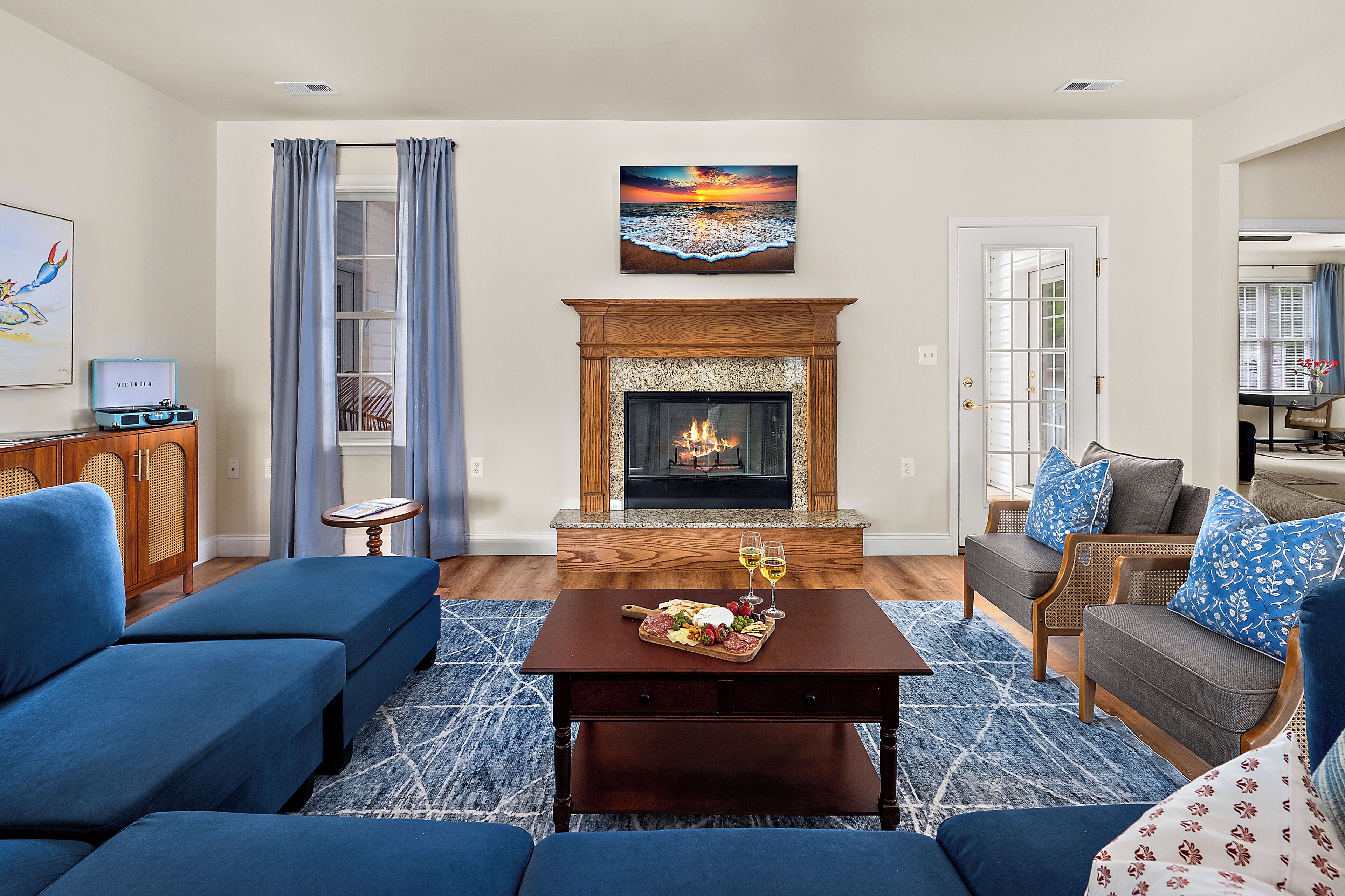 Smart-TV, Videospiele, Tischfußball