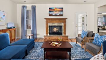 Smart-TV, Videospiele, TischfuĂball