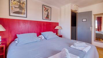 1 bedroom, WiFi, bed sheets