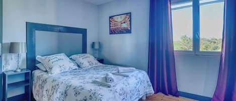 1 bedroom, WiFi, bed sheets