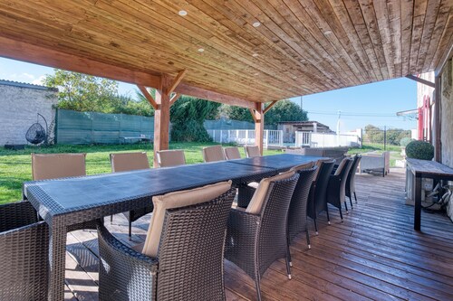 Bed and Breakfast 'La Trabiata' with Shared Pool, Shared Garden and Wi-Fi