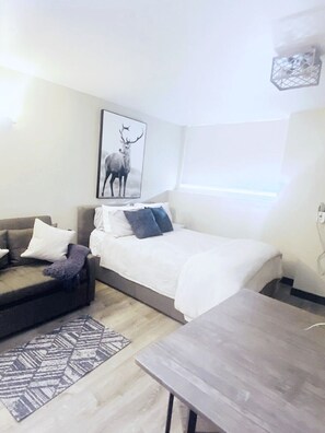 1 bedroom, free WiFi, bed sheets